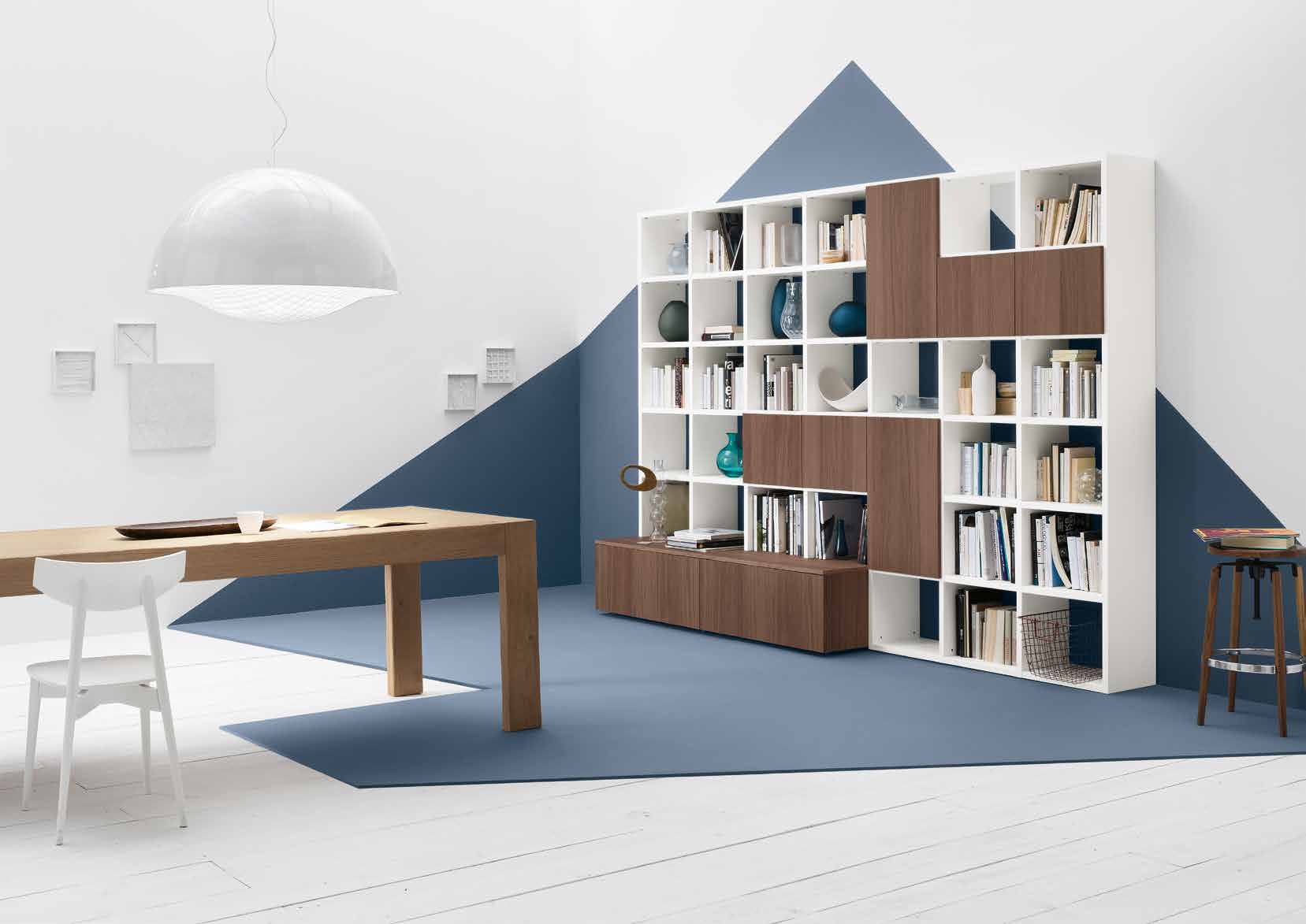 libreria e area Tv Veneta cucine 
